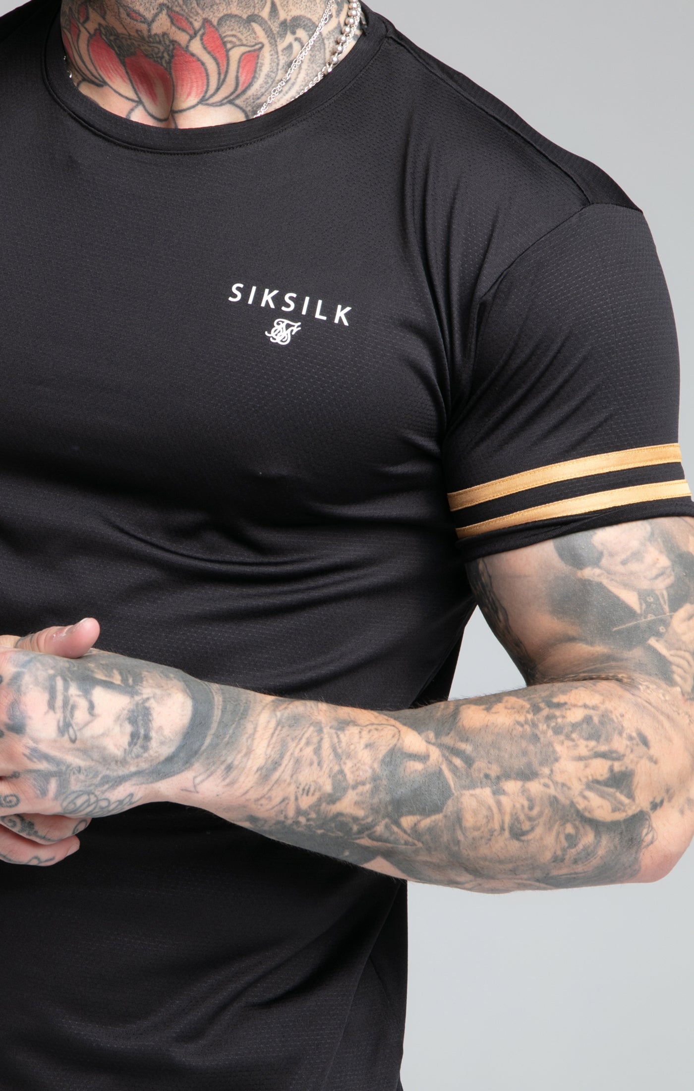 Load image into Gallery viewer, SikSilk S/S Mesh Bound Gym Tee - Black &amp; Gold (1)