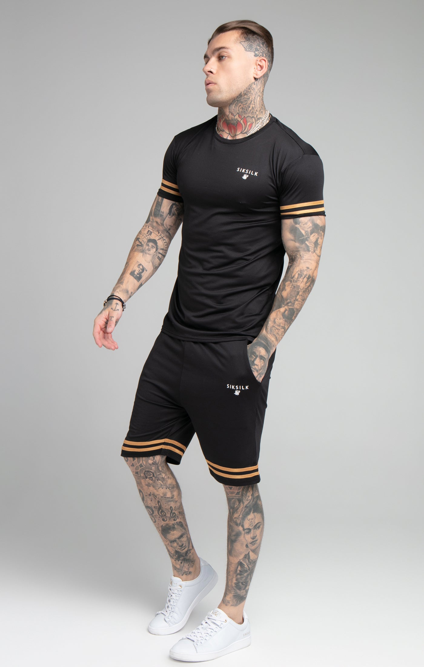 Load image into Gallery viewer, SikSilk S/S Mesh Bound Gym Tee - Black &amp; Gold (3)