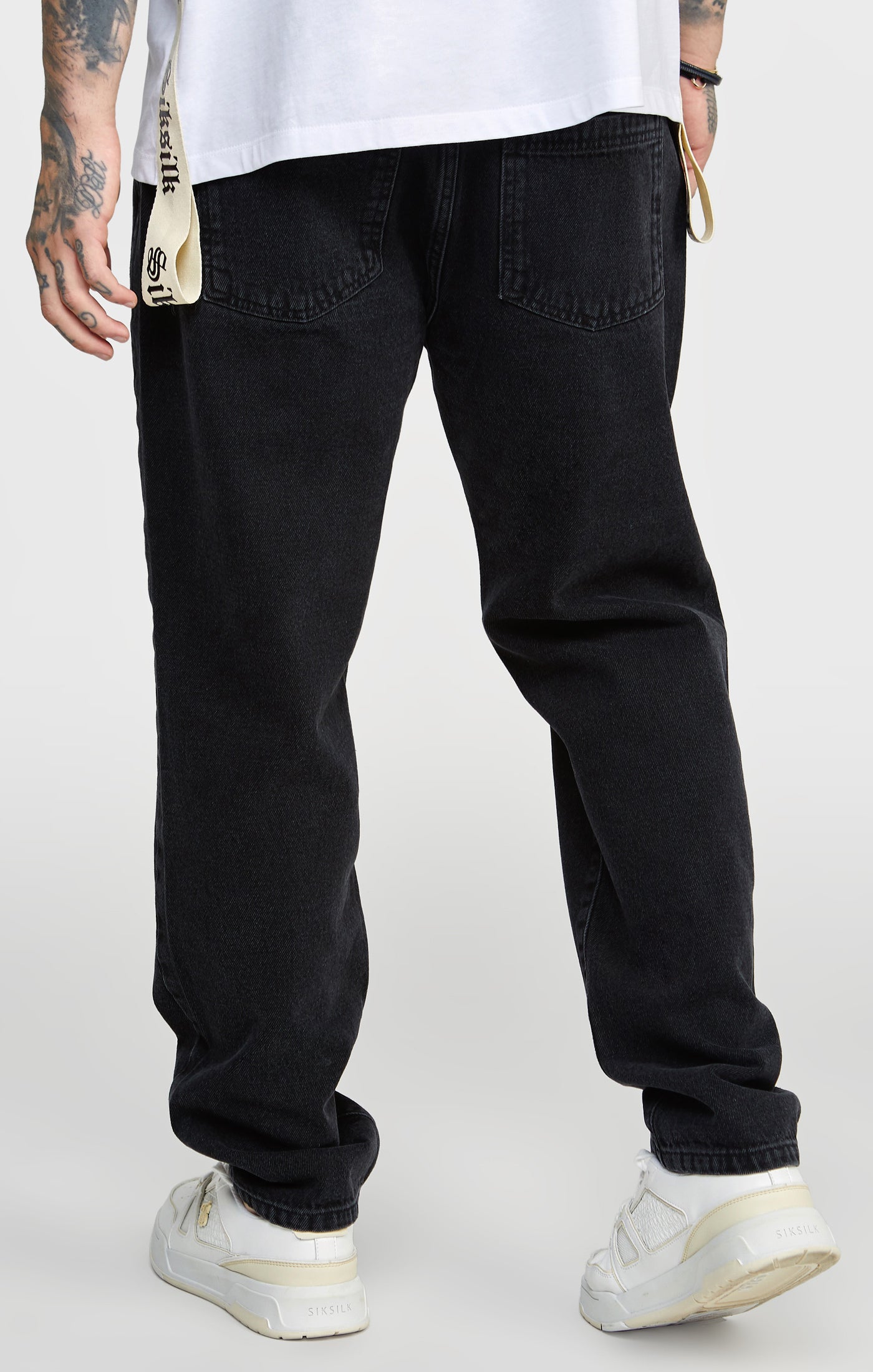Load image into Gallery viewer, Black Relaxed Denims (8)