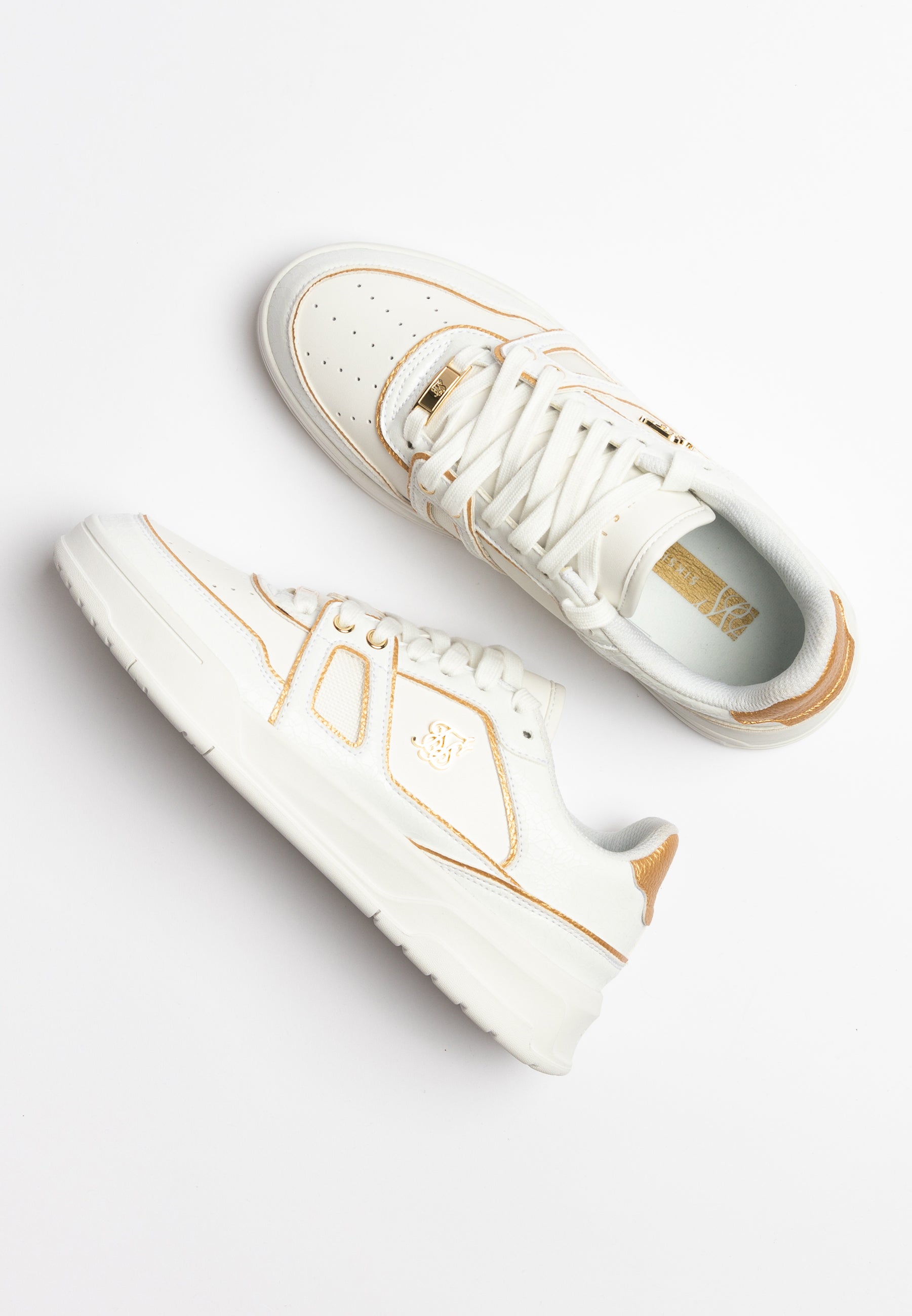 Load image into Gallery viewer, White And Gold Trimmed Low Top Court Trainer (6)