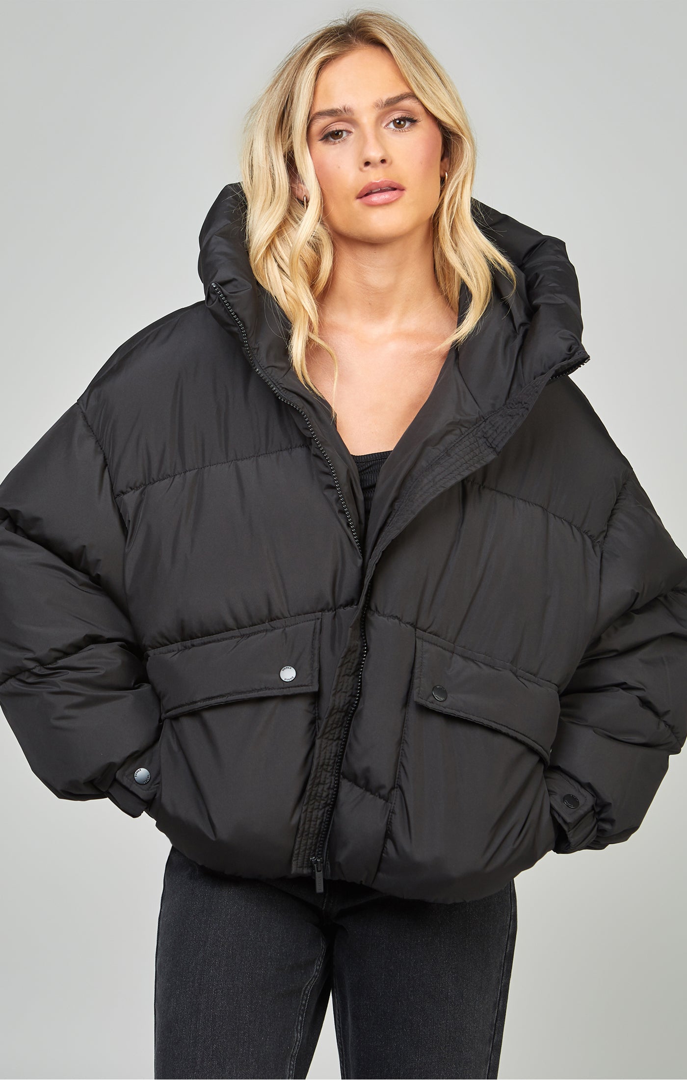 Load image into Gallery viewer, Black Oversized Padded Coat