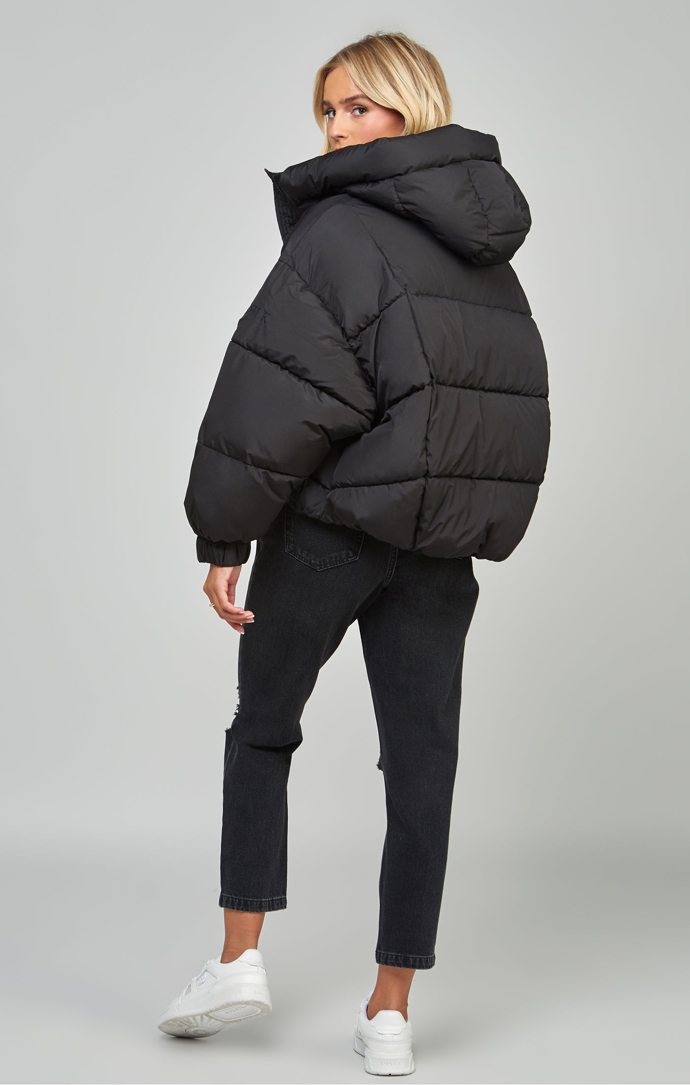 Load image into Gallery viewer, Black Oversized Padded Coat (4)