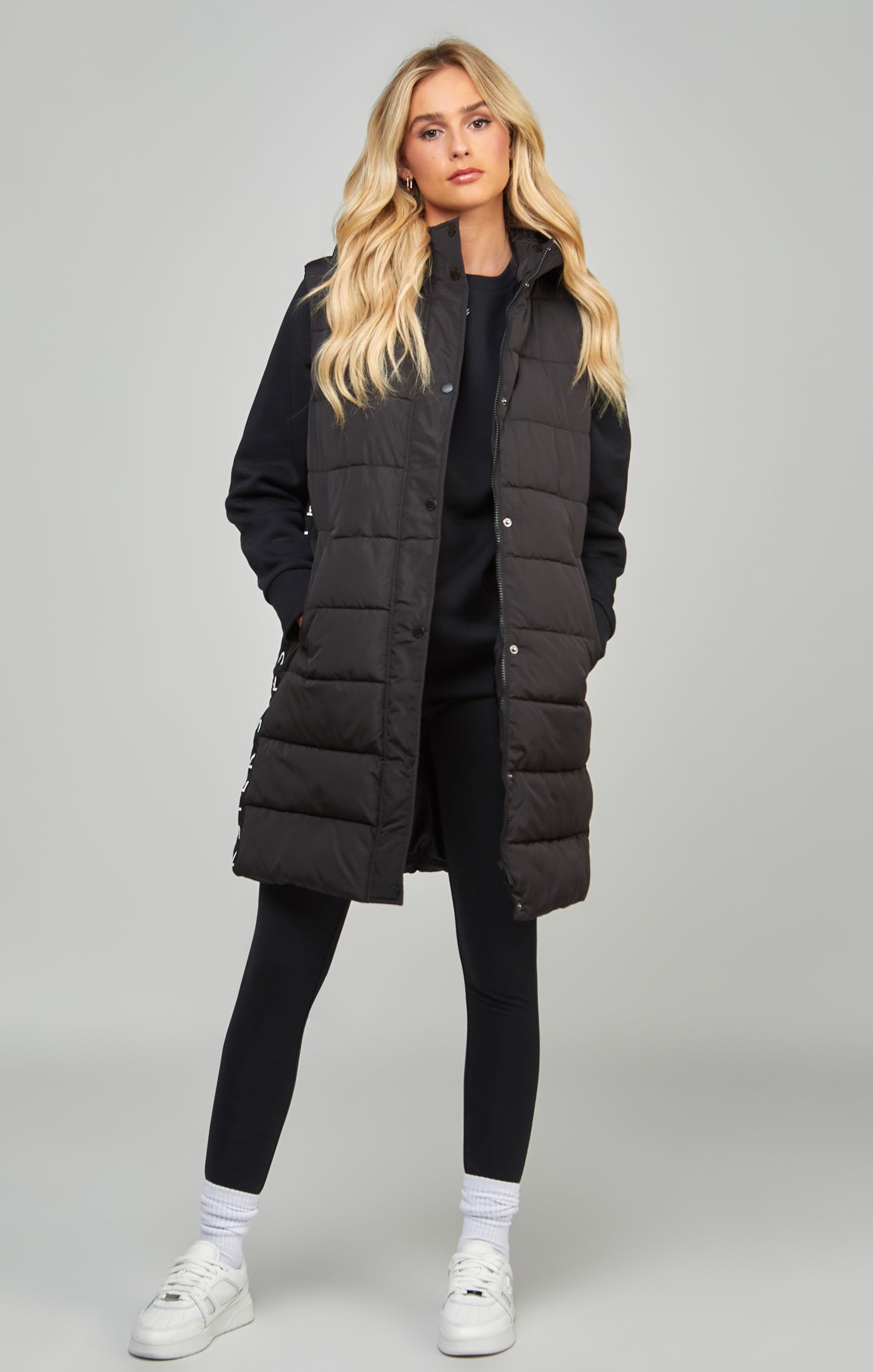 Load image into Gallery viewer, Black Longline Gilet (3)